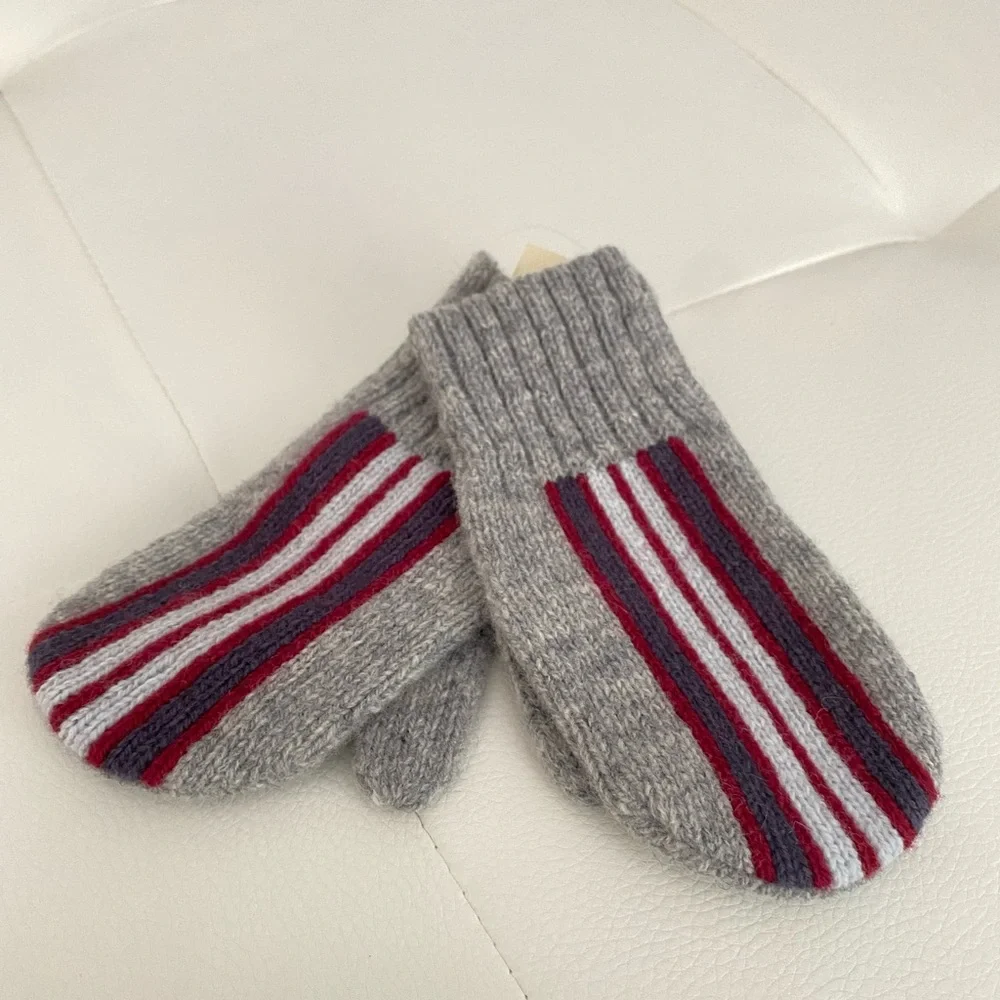 NWT Jacadi Mittens